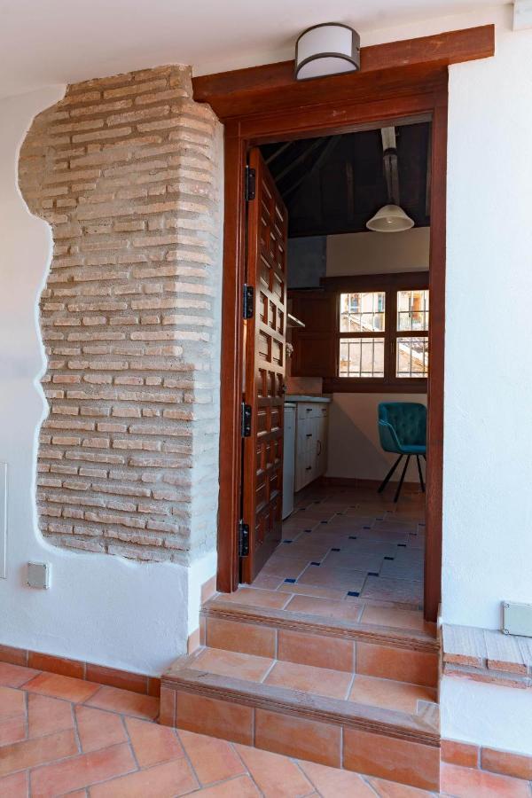 Suites Casa De Las Columnas Granada Luaran gambar