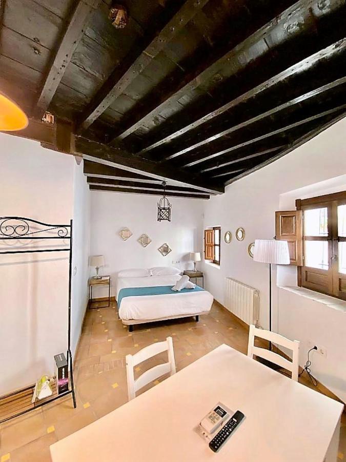 Suites Casa De Las Columnas Granada Luaran gambar